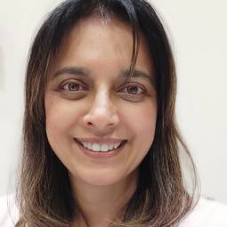 Dr Zahra Ahmed.jpg